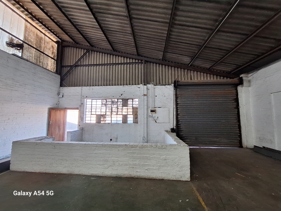 To Let Commercial Property for Rent in Wetton Western Cape